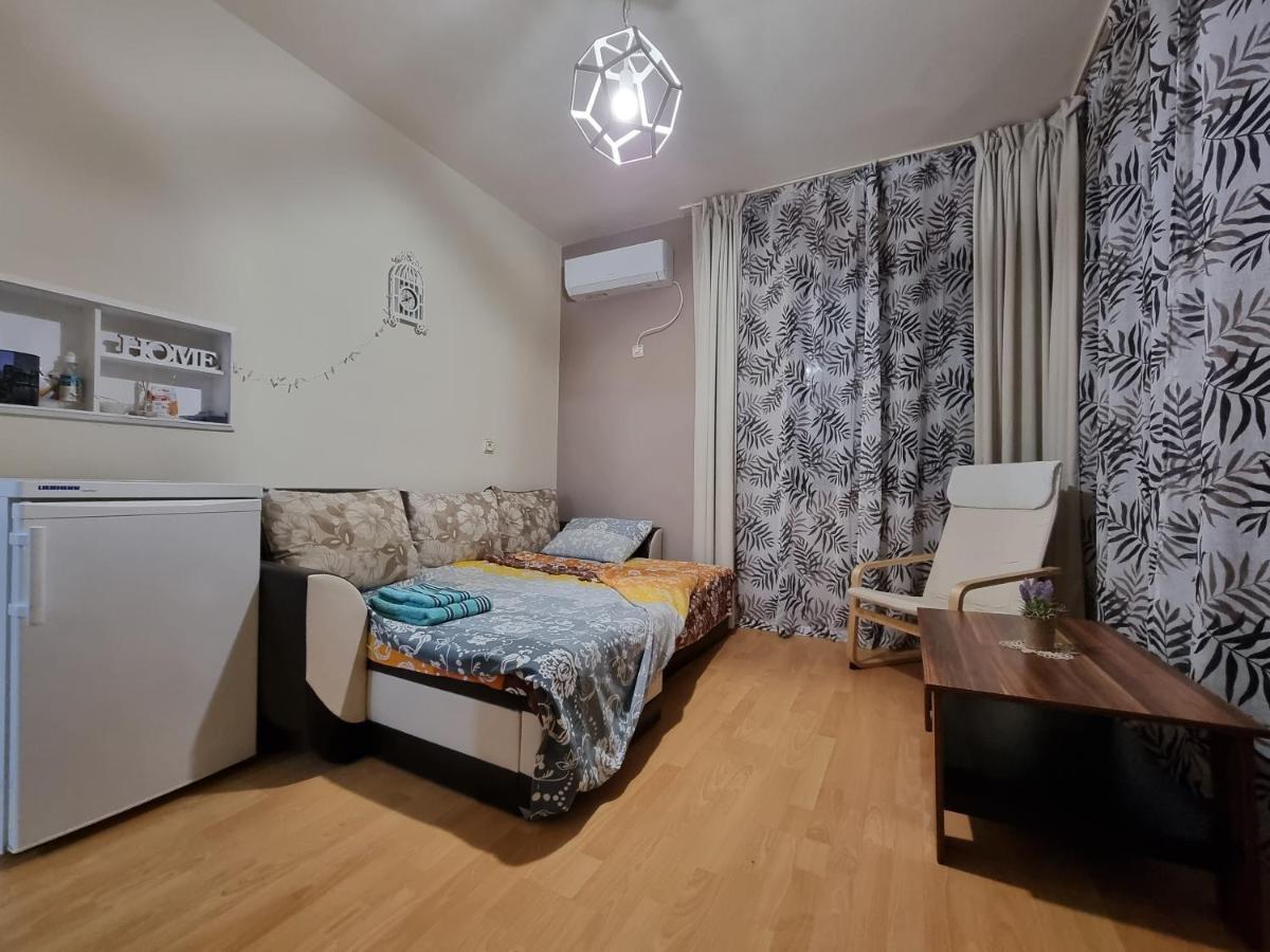 Reni'S Apartment-With Private Parking In Center Burgas Exterior photo