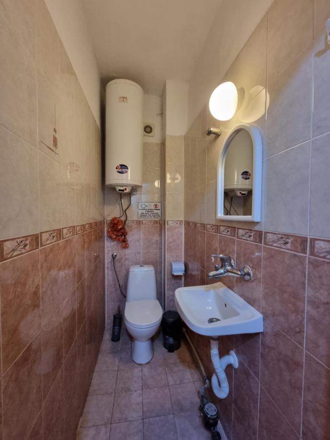 Reni'S Apartment-With Private Parking In Center Burgas Exterior photo